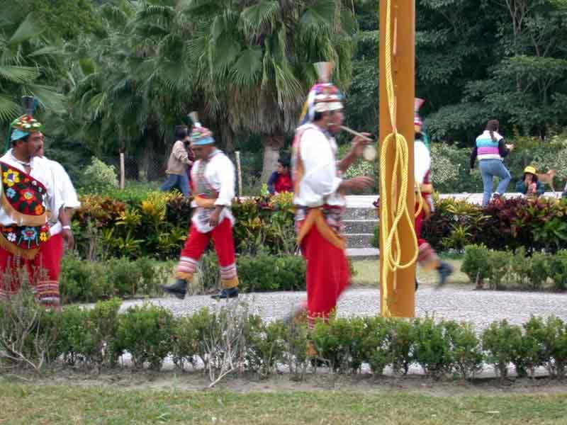 Tajin / Voladores De Papantla Veracruz